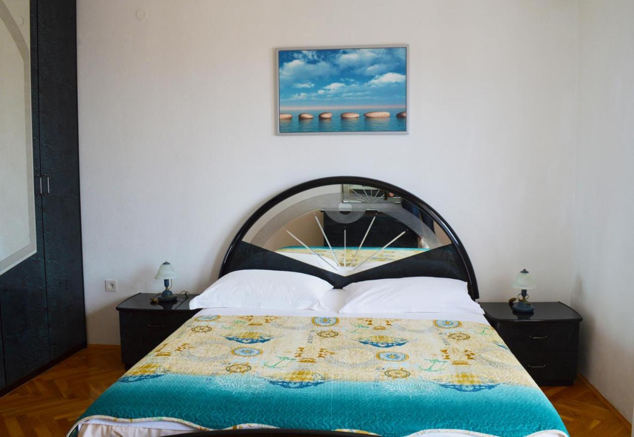 פודסטראנה Apartments Vinka מראה חיצוני תמונה