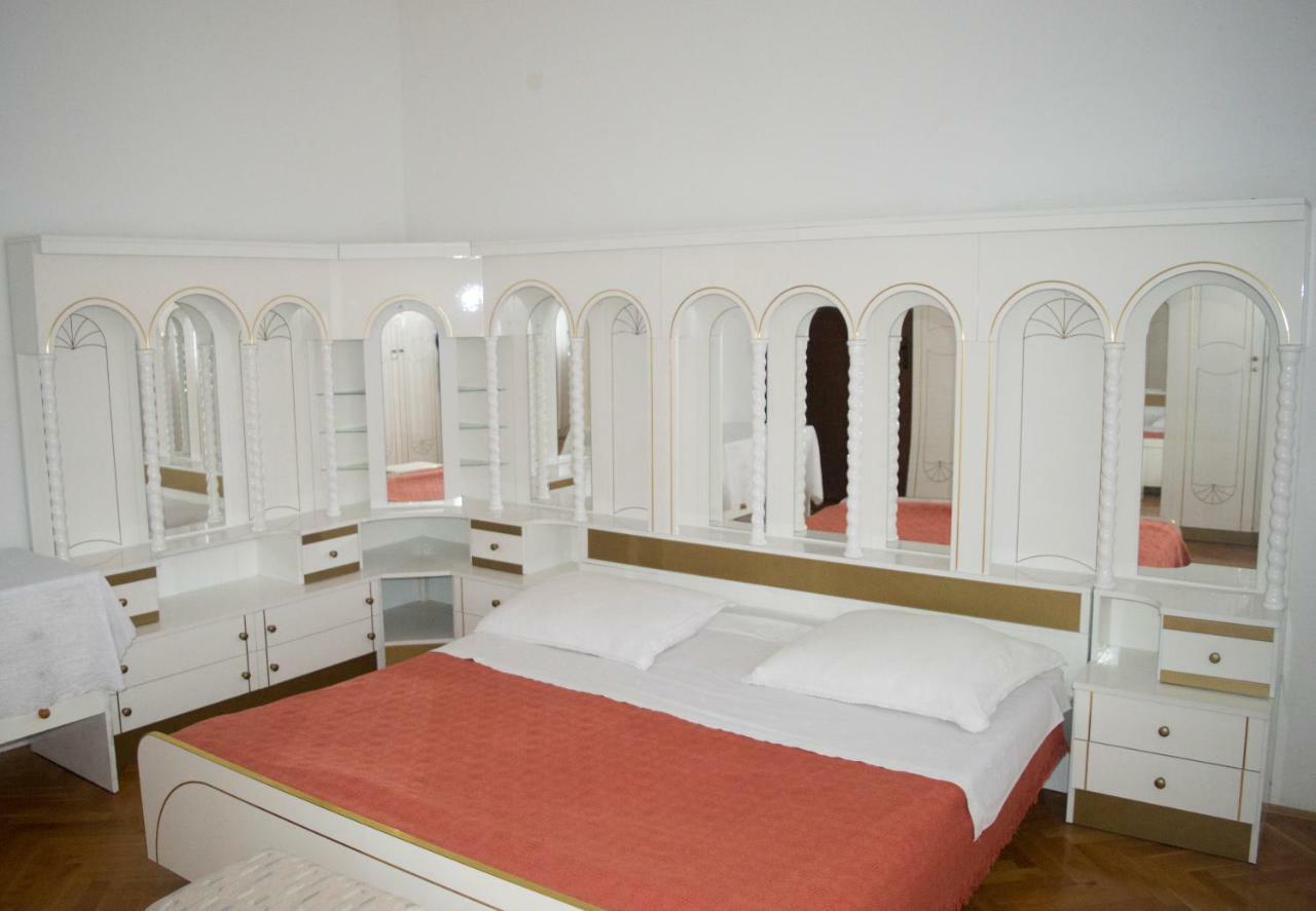 פודסטראנה Apartments Vinka מראה חיצוני תמונה