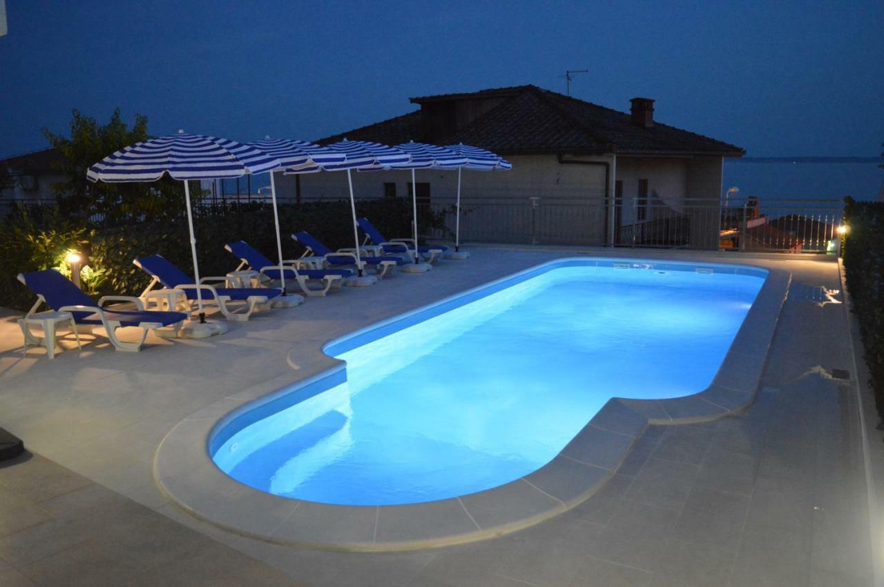 פודסטראנה Apartments Vinka מראה חיצוני תמונה